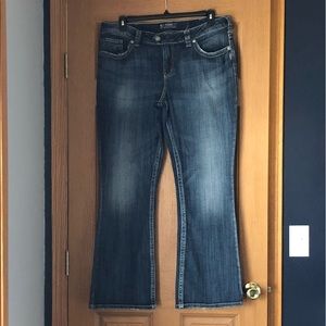 Silver denim jeans, style Tuesday, size 18